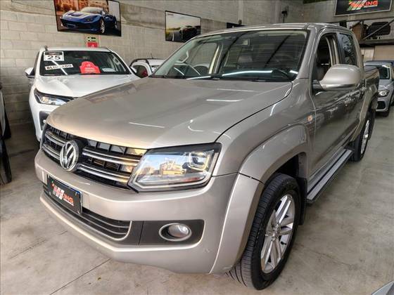 VOLKSWAGEN AMAROK 2.0 HIGHLINE 4X4 CD 16V TURBO INTERCOOLER DIESEL 4P AUTOMÁTICO VOLKSWAGEN AMAROK 2.0 HIGHLINE 4X4 CD 16V TURBO INTERCOOLER DIESEL 4P AUTOMÁTICO